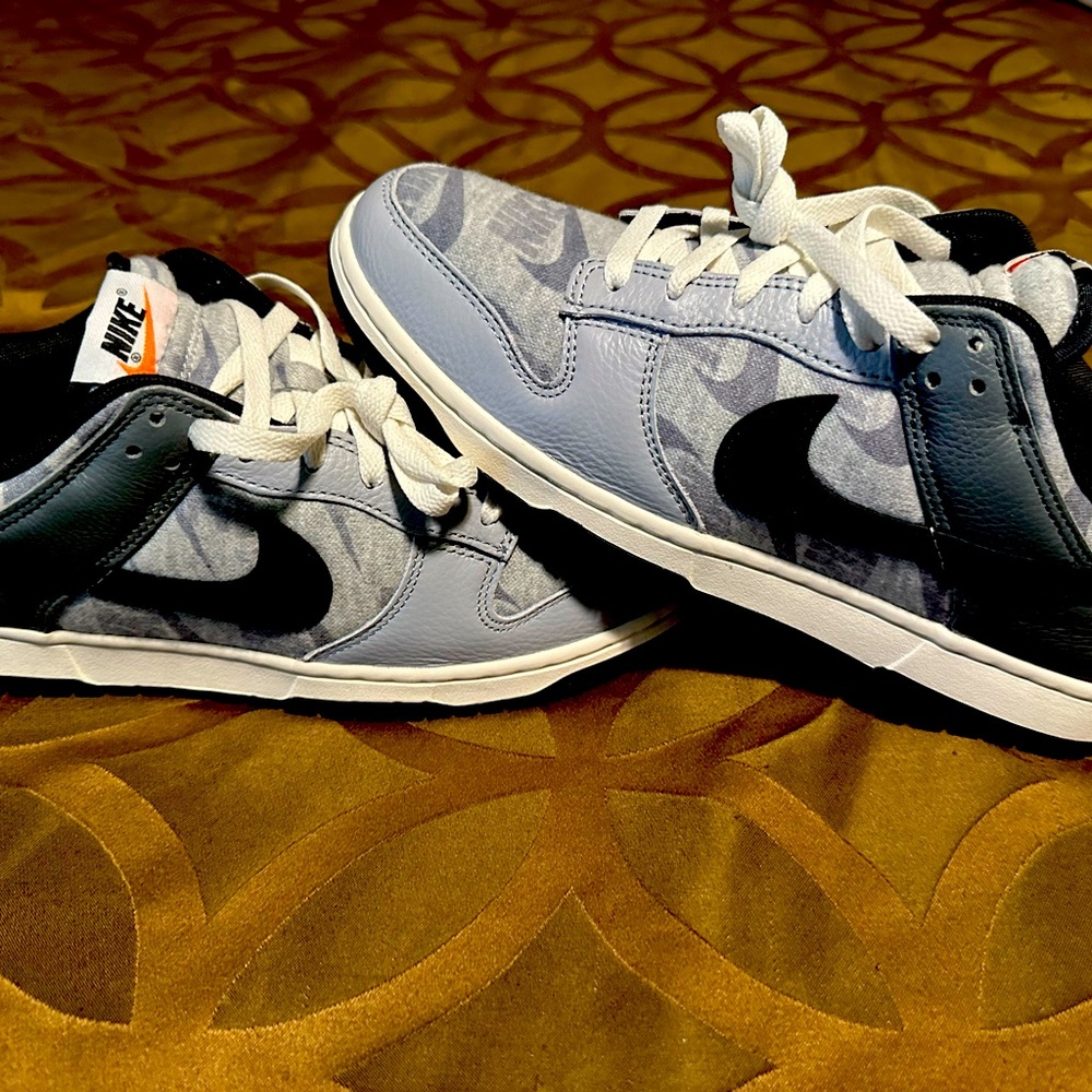 Dunks size 10